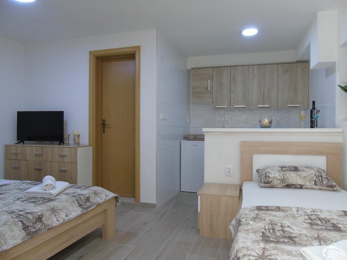 Apartments Marysol Kotor Eksteriør billede