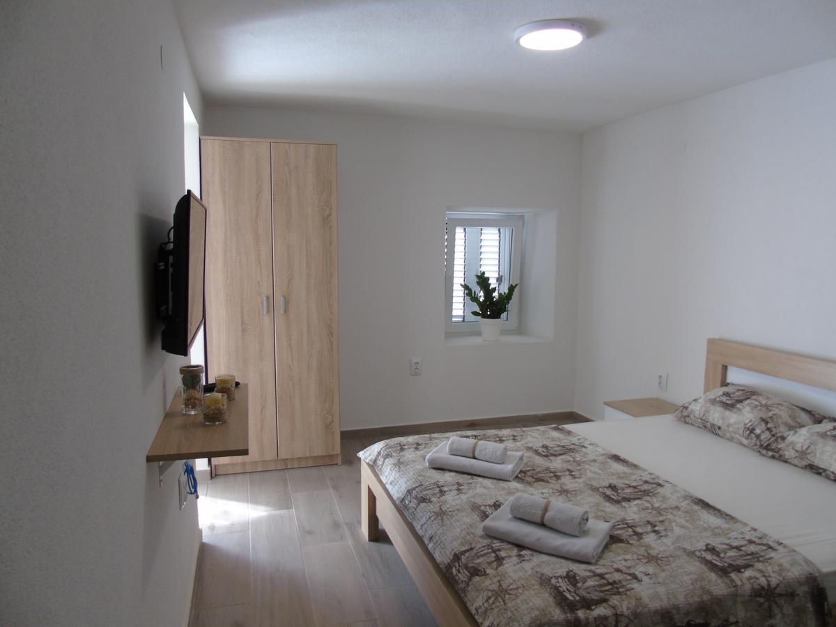 Apartments Marysol Kotor Eksteriør billede