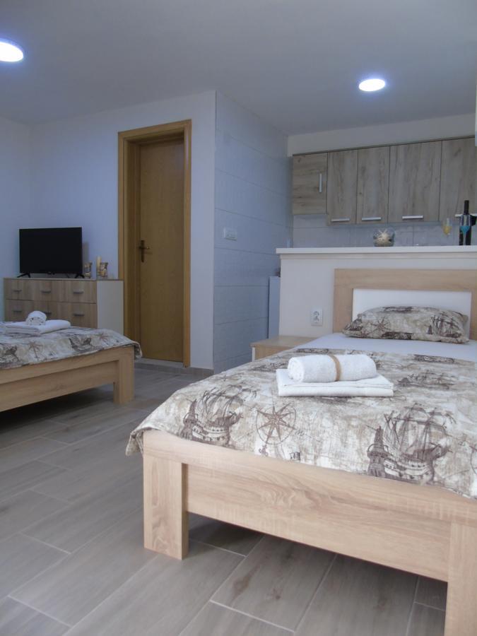 Apartments Marysol Kotor Eksteriør billede