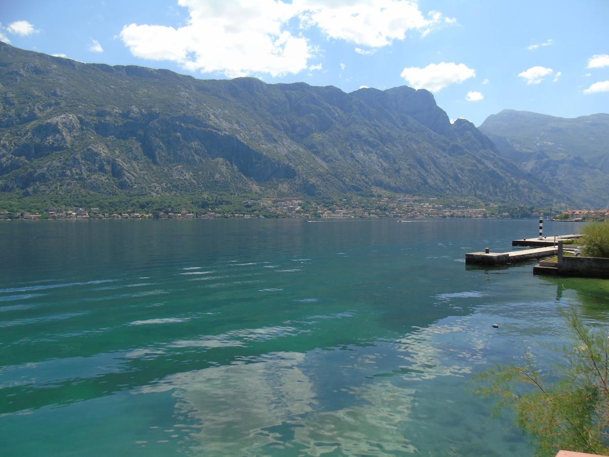 Apartments Marysol Kotor Eksteriør billede